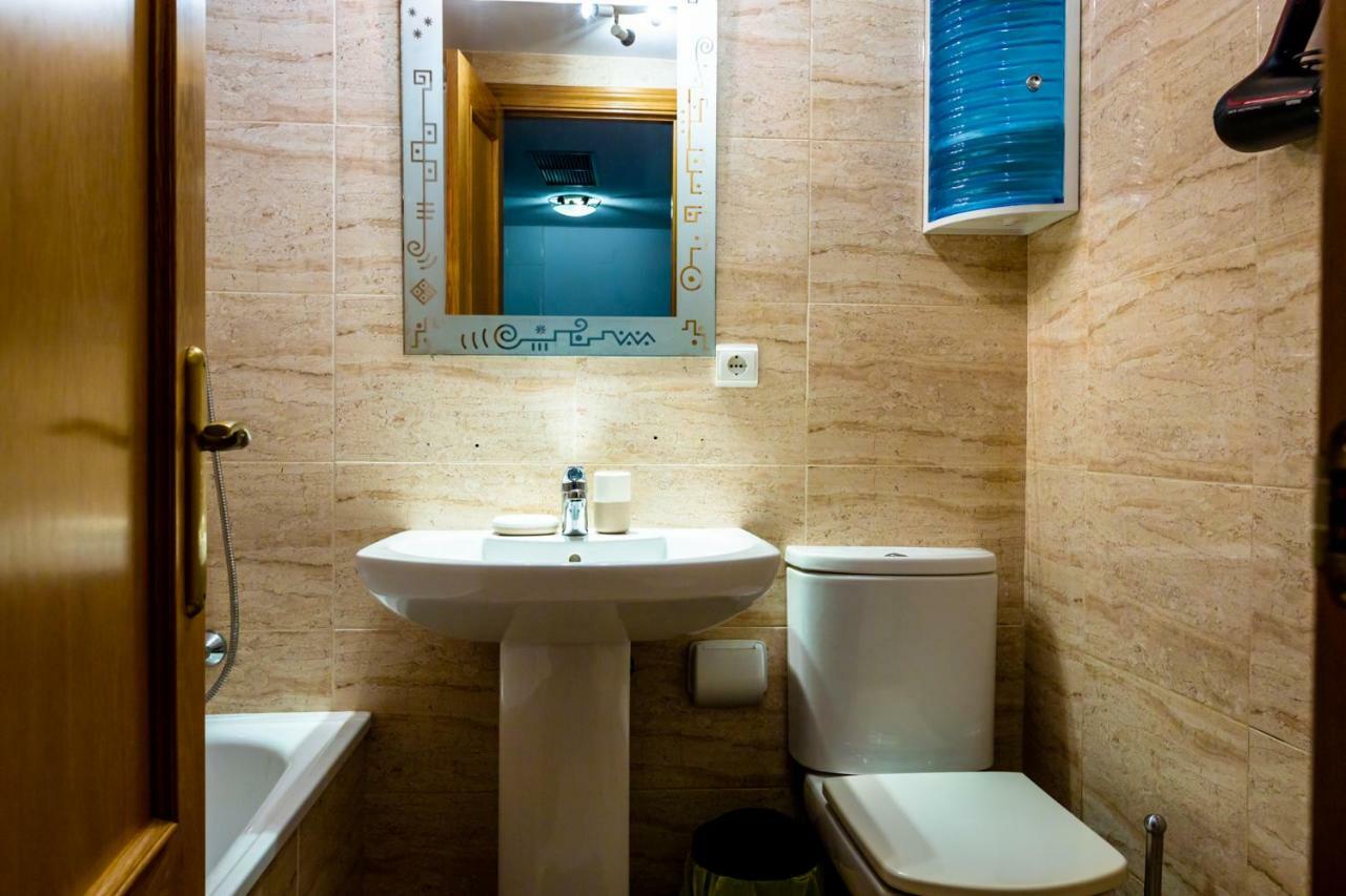 Hola Apartment Benidorm Dış mekan fotoğraf